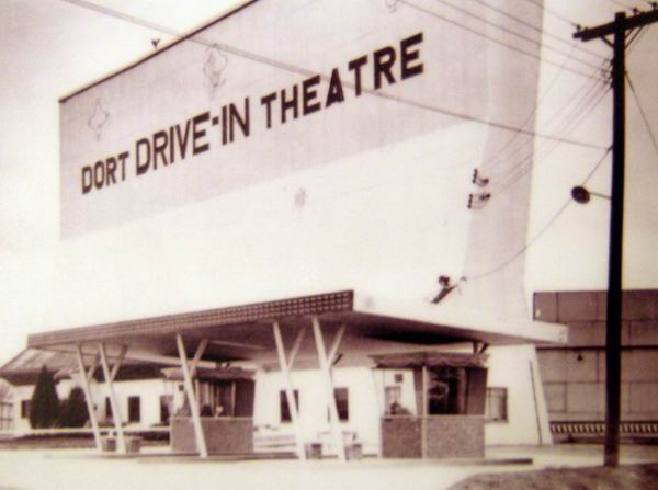 Dort-Eastside Drive-In Theatre